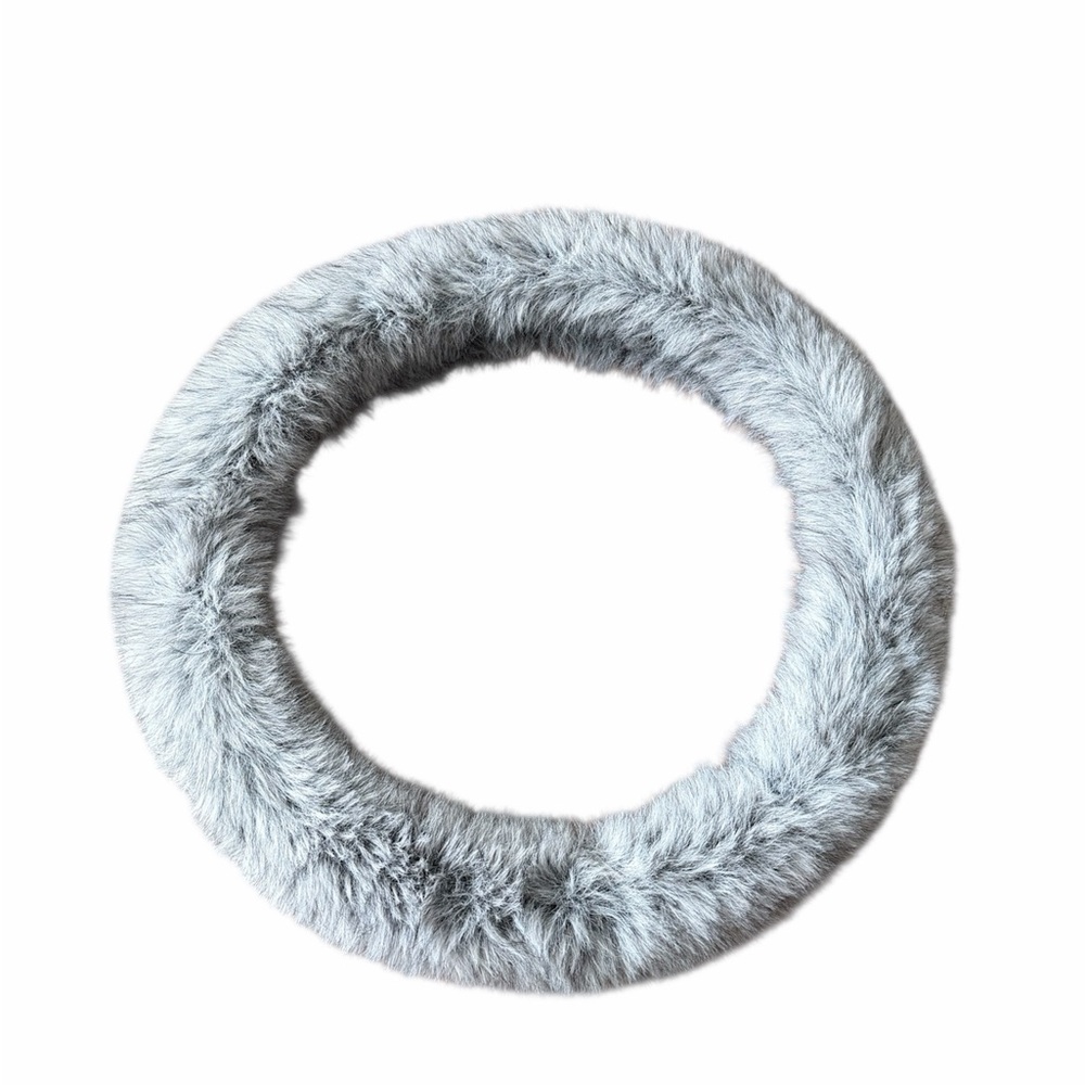Fluffy Grey Steering Wheel Cover - NWOT - FITS ANY CAR